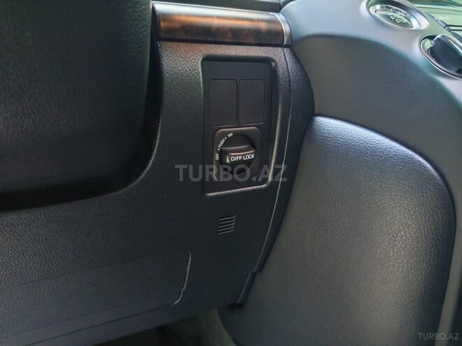 Toyota Land Cruiser 2012, 142,400 km - 4.0 л - Bakı
