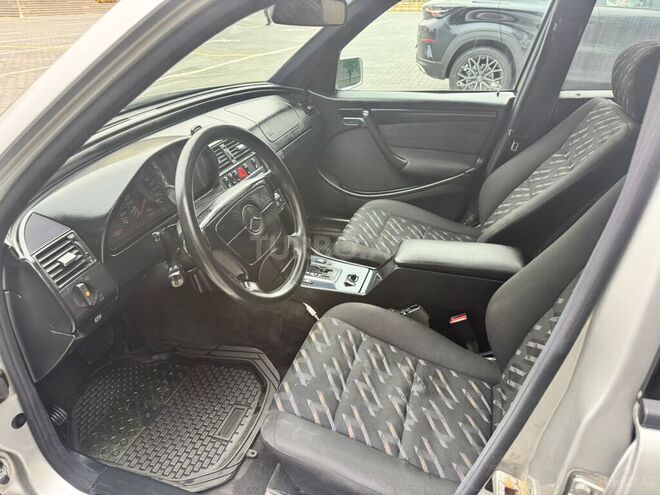 Mercedes C 240 1998, 240,000 km - 2.4 l - Bakı