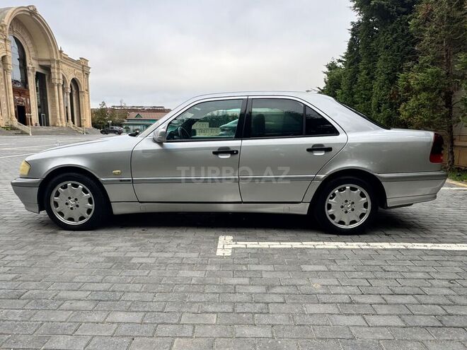 Mercedes C 240 1998, 240,000 km - 2.4 l - Bakı