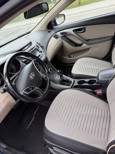 Hyundai Elantra 2015, 134,000 km - 1.8 л - Bakı