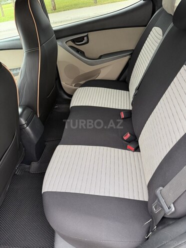 Hyundai Elantra 2015, 134,000 km - 1.8 л - Bakı