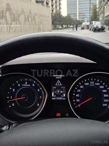 Hyundai Elantra 2015, 170,000 km - 1.6 l - Bakı