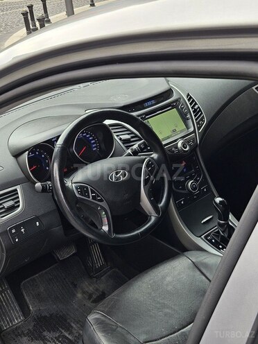 Hyundai Elantra 2015, 170,000 km - 1.6 l - Bakı