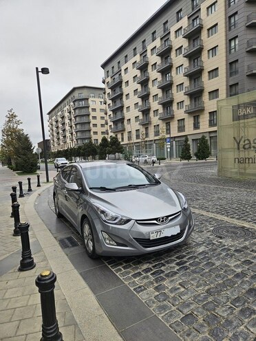 Hyundai Elantra 2015, 170,000 km - 1.6 l - Bakı