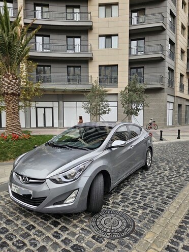 Hyundai Elantra 2015, 170,000 km - 1.6 l - Bakı
