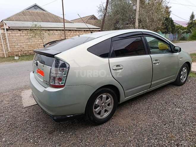 Toyota Prius 2006, 201,000 km - 1.5 л - Biləsuvar