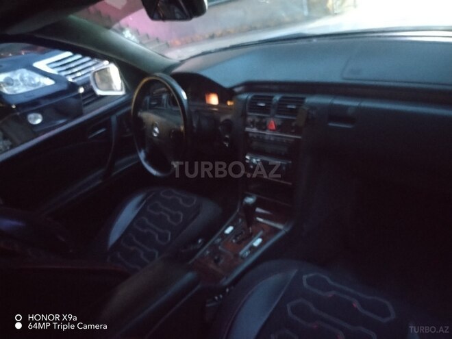 Mercedes E 220 2001, 474,811 km - 2.2 l - Bakı
