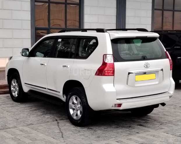 Toyota Land Cruiser Prado 2012, 149,000 km - 2.7 л - Bakı