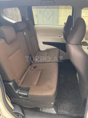 Toyota Sienta 2016, 120,000 km - 1.5 l - Bakı