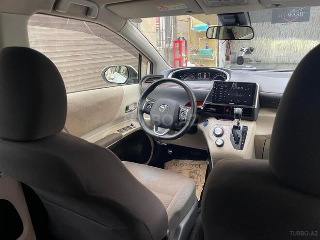 Toyota Sienta 2016, 120,000 km - 1.5 l - Bakı