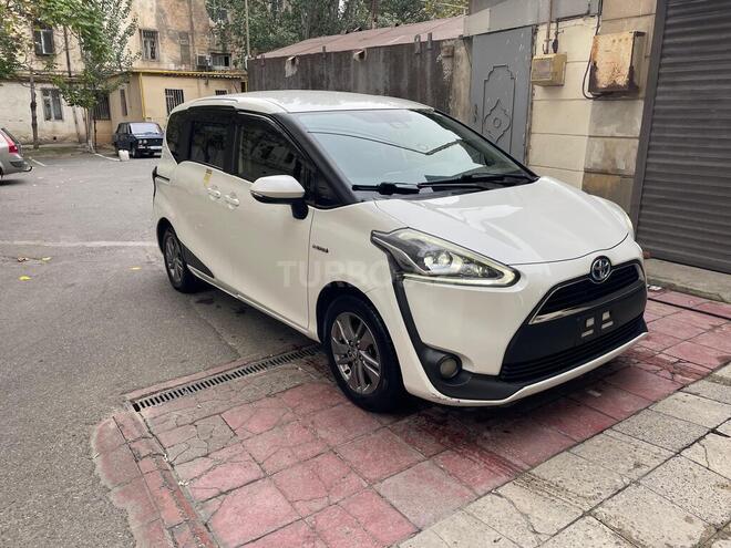 Toyota Sienta 2016, 120,000 km - 1.5 l - Bakı
