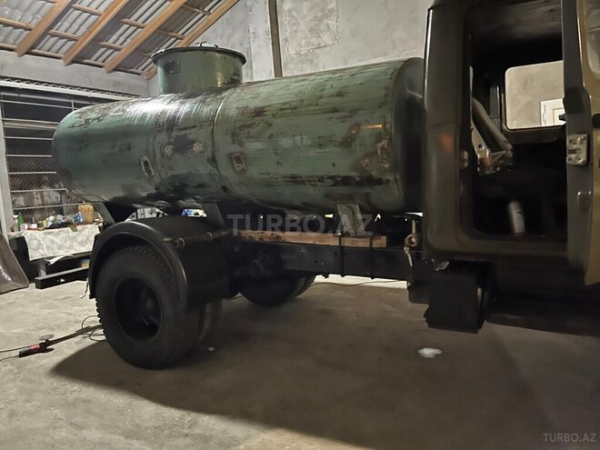 GAZ  2004, 356,849 km - 4.2 l - Bakı
