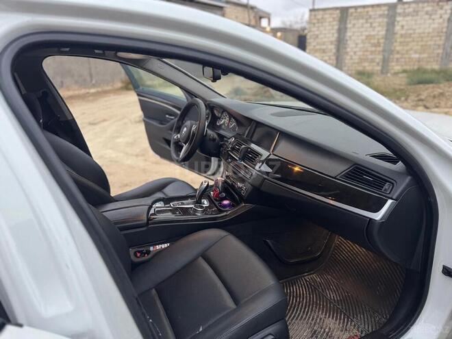 BMW 528 2014, 180,000 km - 2.0 l - Bakı