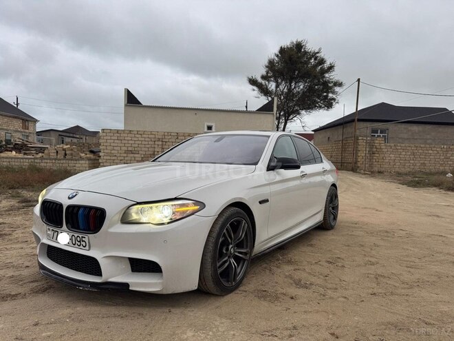 BMW 528 2014, 180,000 km - 2.0 l - Bakı
