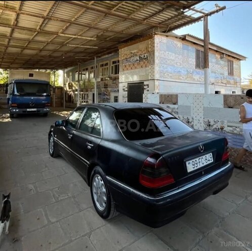 Mercedes C 220 1999, 802,000 km - 2.2 l - Neftçala