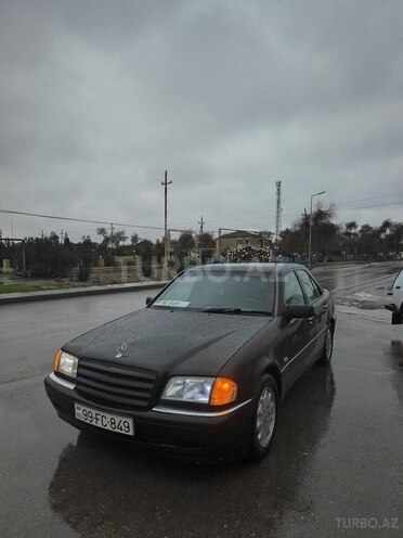 Mercedes C 220 1999, 802,000 km - 2.2 l - Neftçala