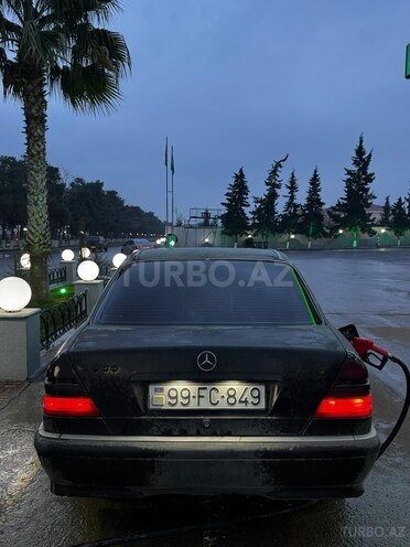 Mercedes C 220 1999, 802,000 km - 2.2 l - Neftçala