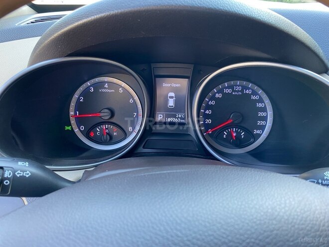 Hyundai Santa Fe 2013, 186,000 km - 2.4 l - Ucar
