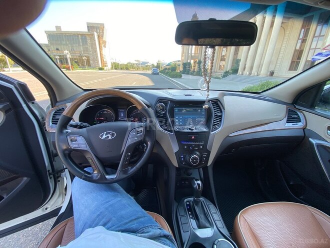 Hyundai Santa Fe 2013, 186,000 km - 2.4 l - Ucar