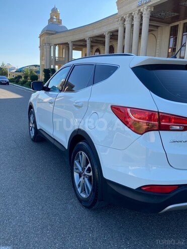 Hyundai Santa Fe 2013, 186,000 km - 2.4 l - Ucar