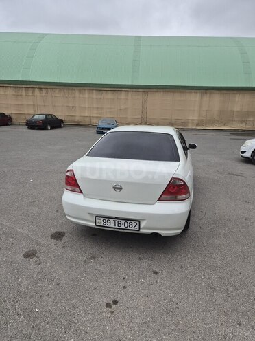 Nissan Sunny 2010, 370,000 km - 1.6 l - Bakı