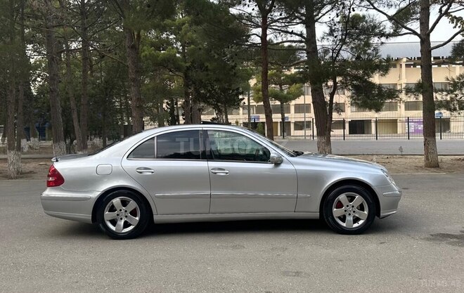 Mercedes E 320 2003, 306,000 km - 3.2 l - Zərdab