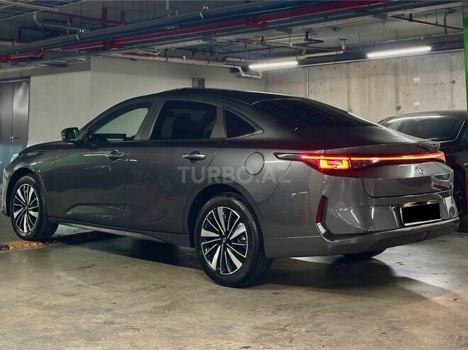 Changan Qiyuan A05 2025, 4,900 km - 1.5 л - Bakı