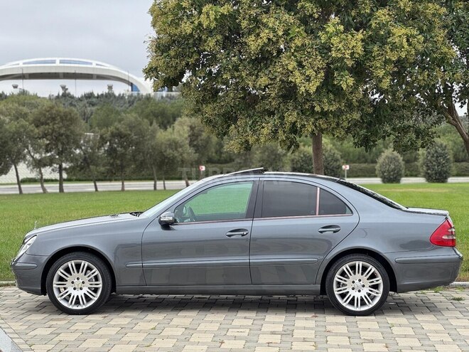 Mercedes E 220 2005, 269,134 km - 2.2 l - Bakı