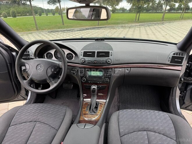 Mercedes E 220 2005, 269,134 km - 2.2 l - Bakı