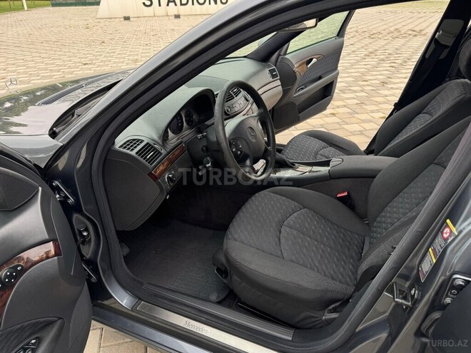 Mercedes E 220 2005, 269,134 km - 2.2 l - Bakı