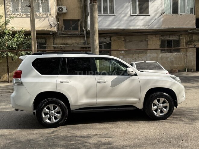 Toyota Land Cruiser Prado 2010, 102,000 km - 2.7 л - Bakı