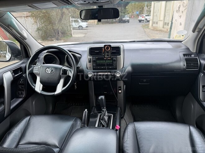 Toyota Land Cruiser Prado 2010, 102,000 km - 2.7 л - Bakı