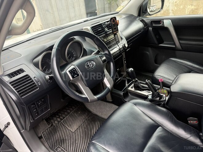 Toyota Land Cruiser Prado 2010, 102,000 km - 2.7 л - Bakı