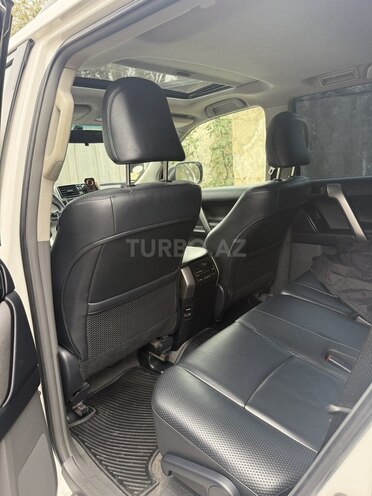 Toyota Land Cruiser Prado 2010, 102,000 km - 2.7 л - Bakı