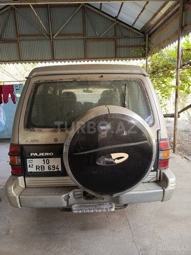 Mitsubishi Pajero 1992, 145,000 km - 2.5 l - Beyləqan