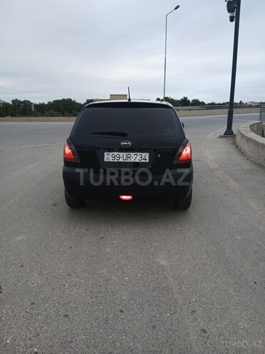 Kia Rio 2006, 258,000 km - 1.4 l - Salyan