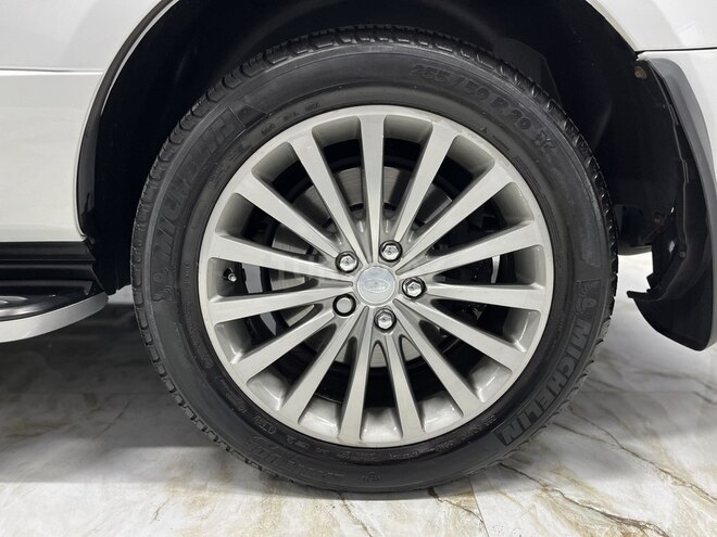 Land Rover Range Rover-29