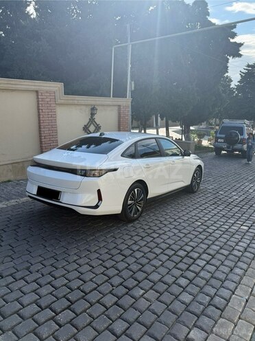 Changan Qiyuan A05 2025, 0 km - 1.5 л - Bakı