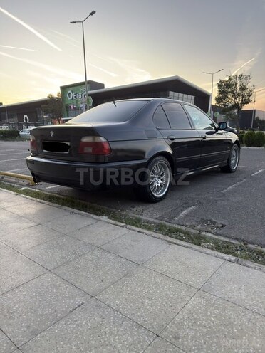 BMW 525 2001, 394,000 km - 2.5 l - Bakı
