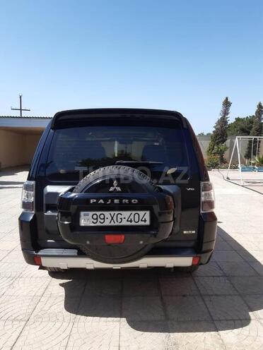 Mitsubishi Pajero 2011, 207,000 km - 3.5 л - Bakı