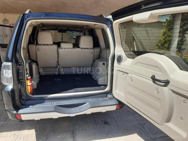 Mitsubishi Pajero 2011, 207,000 km - 3.5 л - Bakı