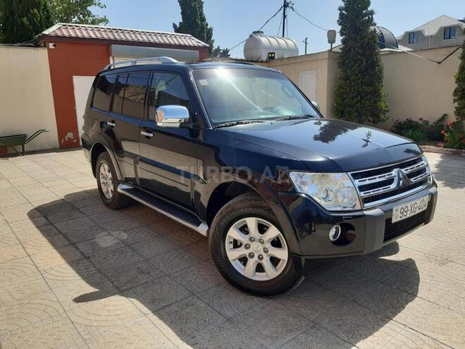 Mitsubishi Pajero 2011, 207,000 km - 3.5 л - Bakı