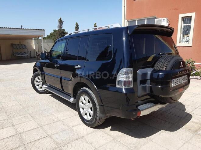 Mitsubishi Pajero 2011, 207,000 km - 3.5 л - Bakı
