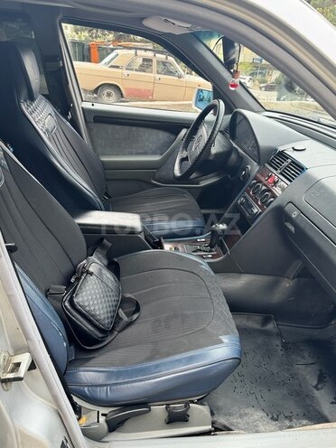 Mercedes C 200 1996, 398,000 km - 2.0 l - Bakı
