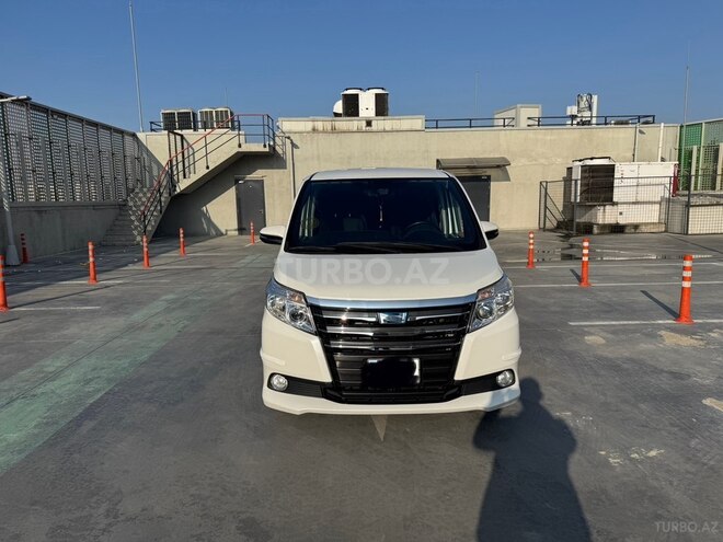 Toyota Noah 2016, 65,000 km - 1.8 l - Bakı