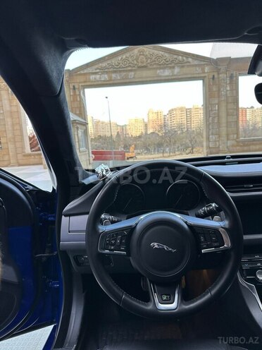 Jaguar XF-7
