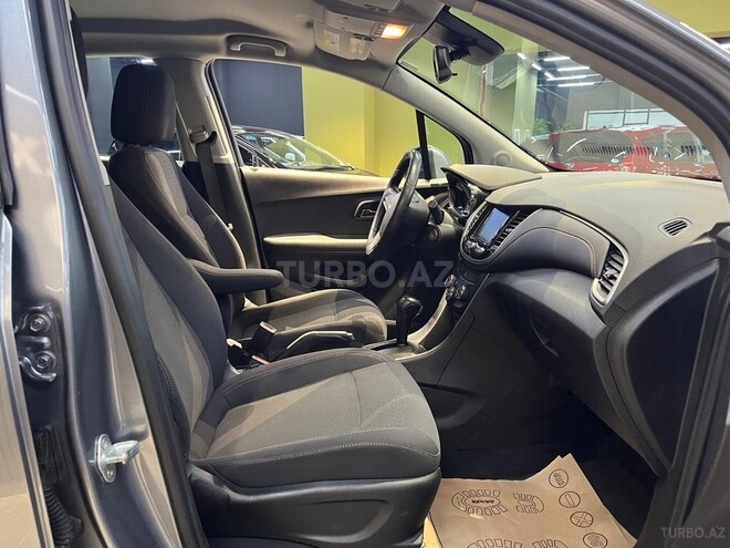 Chevrolet Trax-9