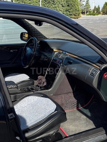 Mercedes E 320 2000, 341,664 km - 3.2 l - Gəncə