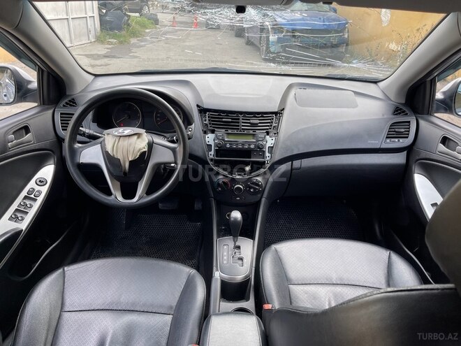 Hyundai Accent 2014, 241,275 km - 1.6 l - Bakı