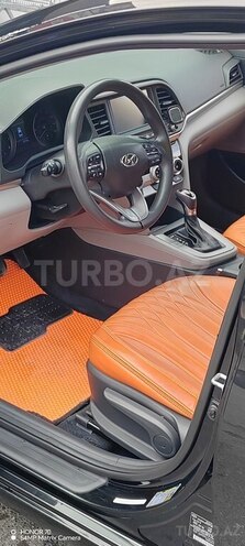 Hyundai Elantra 2019, 140,000 km - 2.0 l - Bakı